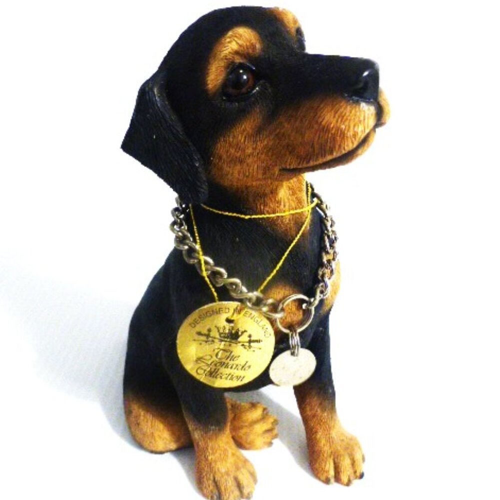 Leonardo Collection ROTWEILLER H.G Lesser & R.F Pavey Resin Figurine Dog Collar